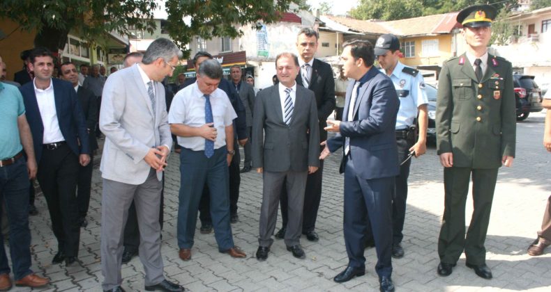 KAYMAKAM’DAN BÜROKRATLARA “ SAYGI İKAZI”