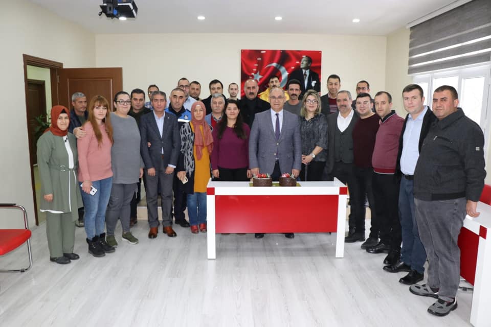 BAŞKAN ÇAY’A ERKEN DOĞUM GÜNÜ SÜPRİZİ