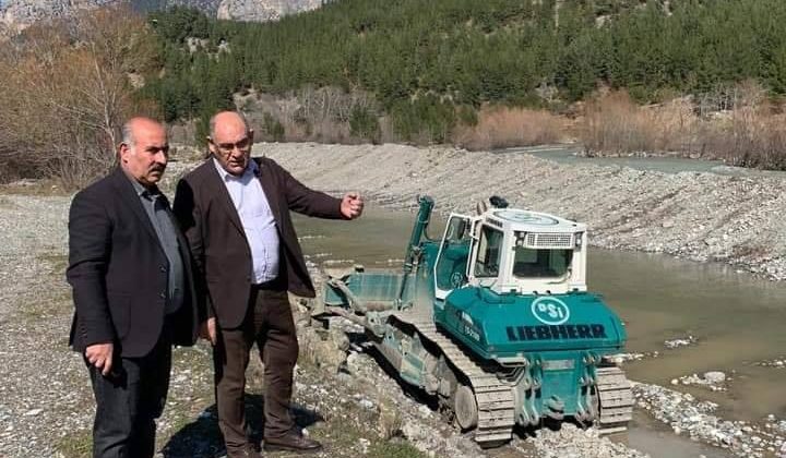 ÇAY : VAR GÜCÜMÜZLE ÇALIŞIYORUZ.