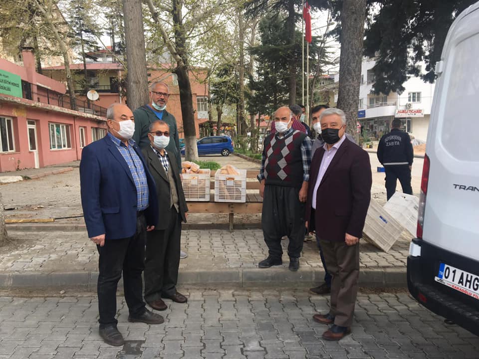 “HALK EKMEK FİYAT İNDİRTTİ.”