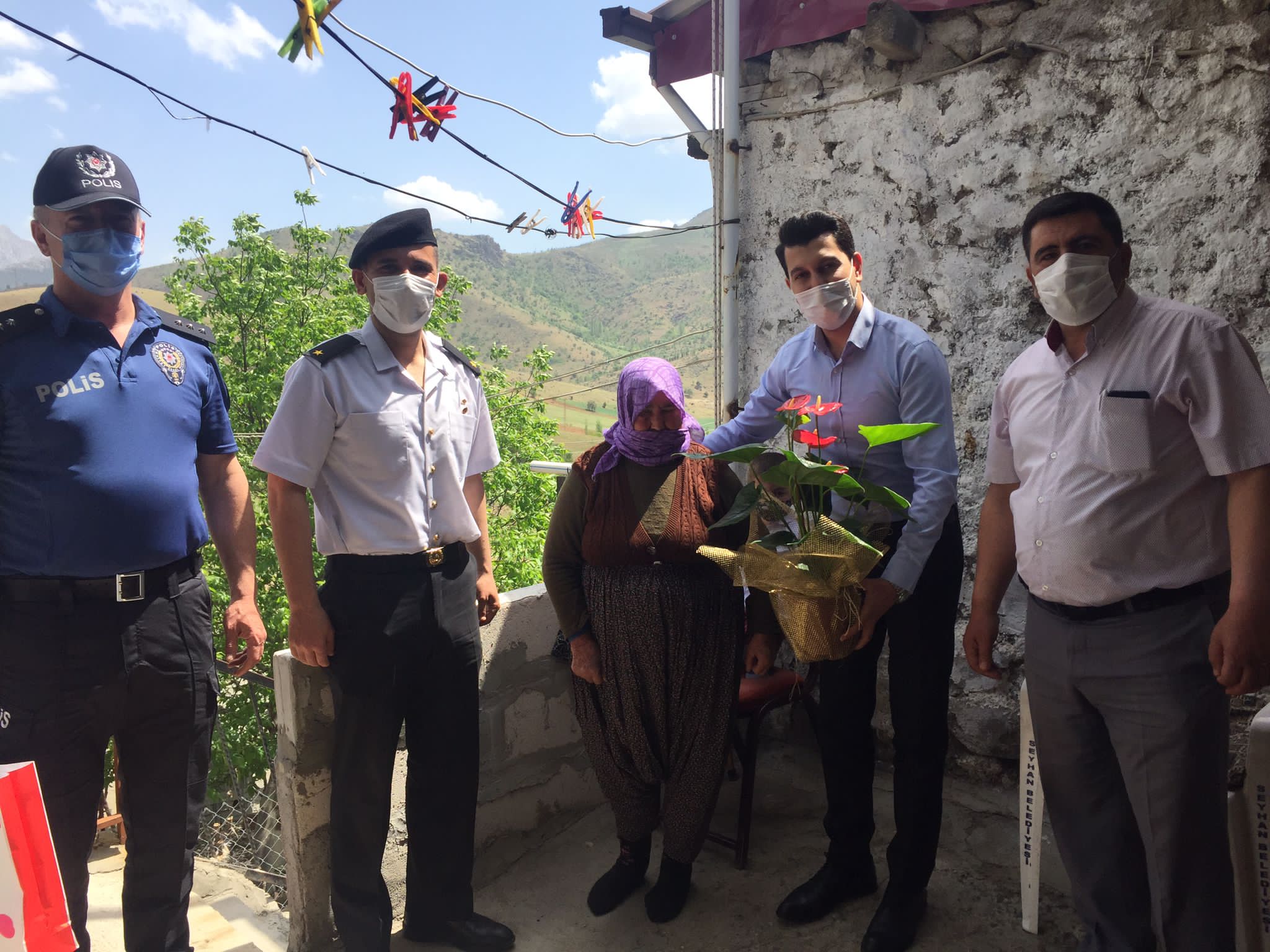 KAYAMAKAM AKDUMAN’DAN ŞEHİT AİLELERİNE VEFA