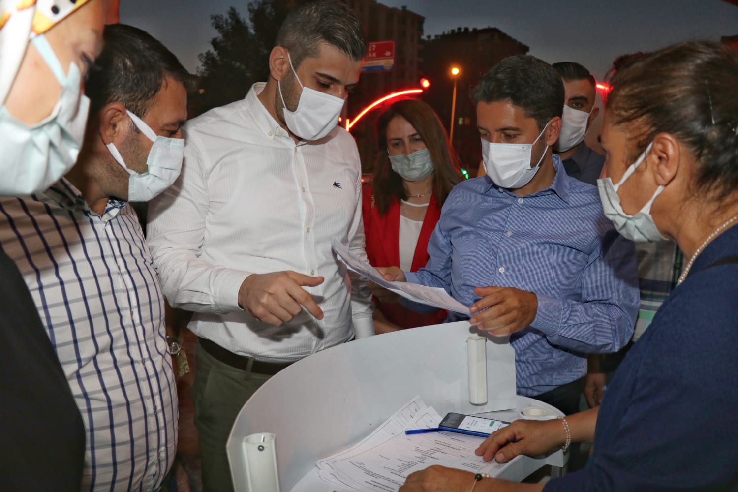 Ak Partiye Yedi Günde Bin 895 Yeni Üye