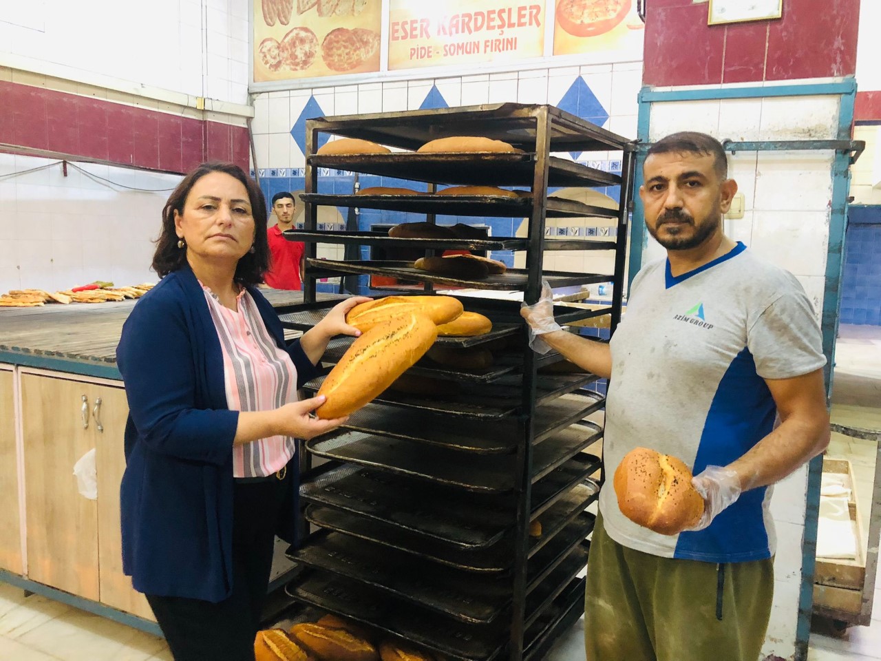 “Vatandaş “EKMEK DE” Alamıyor “ALTIN DA”