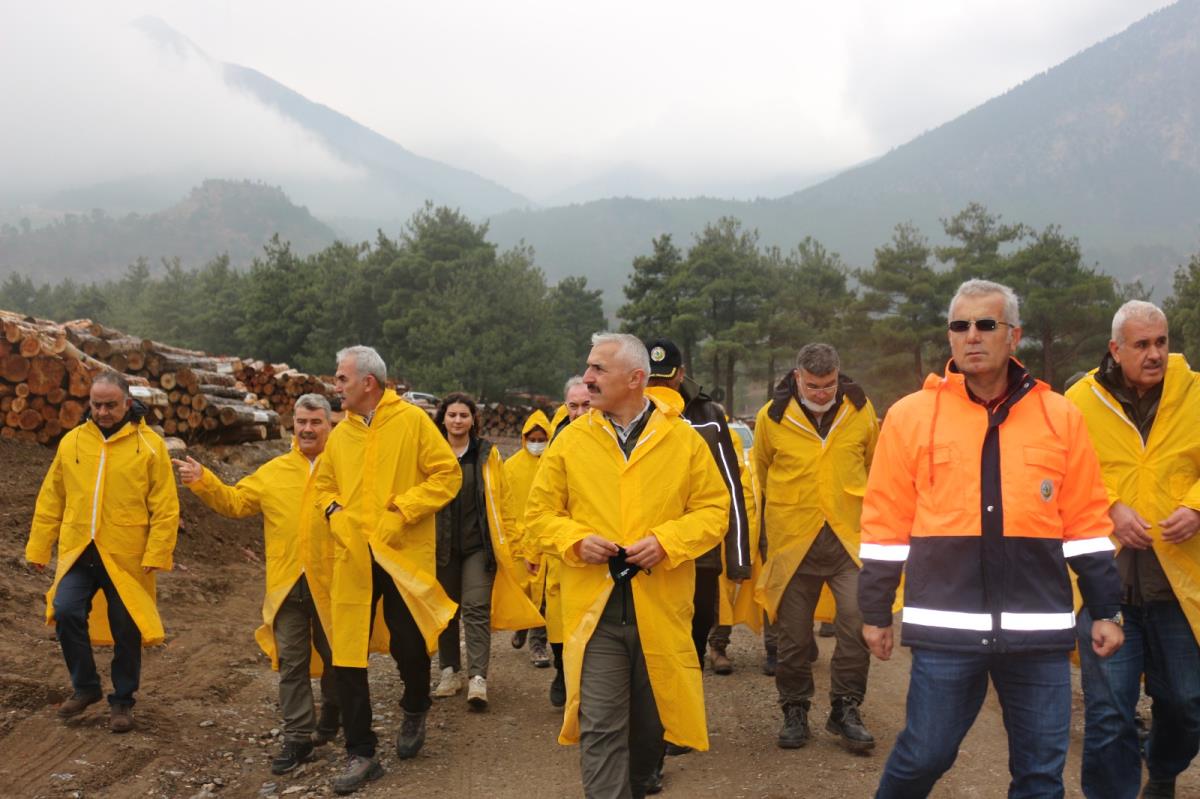 ÜÇGÜL: “ KARACABEY’E BİLGİ VERDİ.”