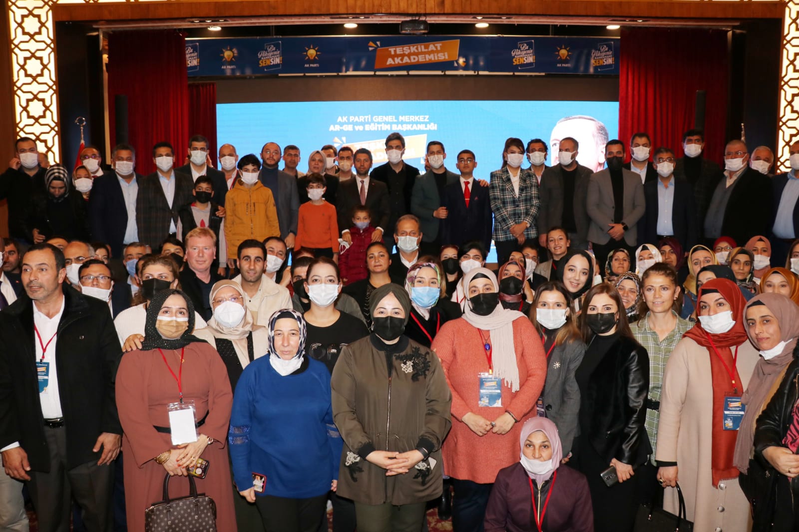 AK Parti Teşkilat Akademisi Adana Eğitim Programı yapıldı