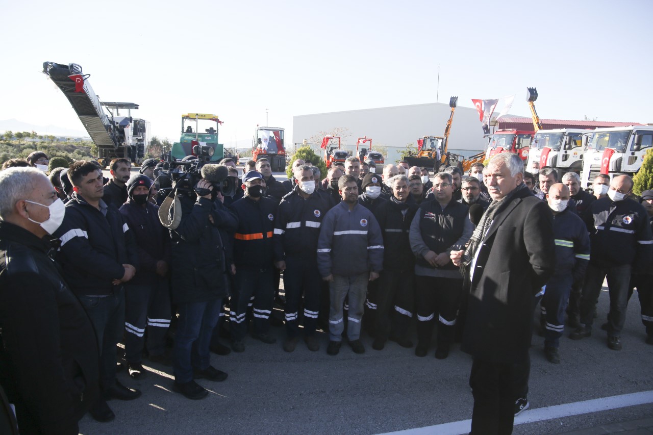 10 Yeni İş Makinesi Ve Araç Büyükşehir Filosuna Eklendi
