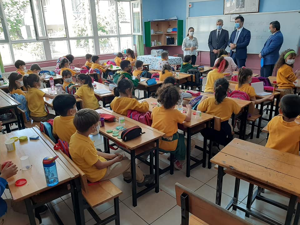 ÖĞRENCİLER DERS BAŞI YAPTI.