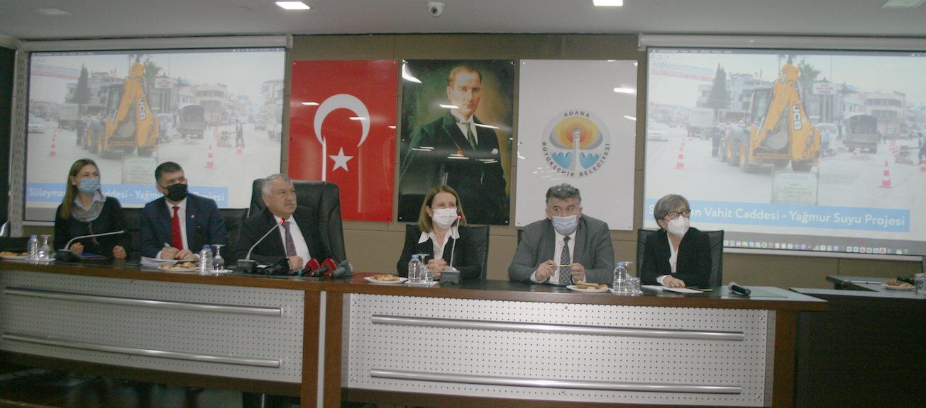 “METRO ADANA’NIN YAŞAM VE TRAFİK SORUNUDUR.”