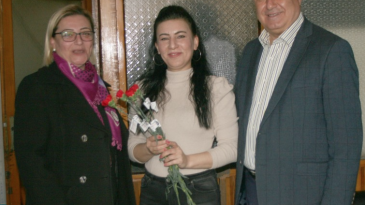 KADINLAR GÜNÜNDE AK PARTİ VE CHP’DEN ZİYARETLER