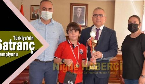 Pozantı’lı “GÖRKEM ÜNSAL” Satranç da Türkiye Şampiyonu