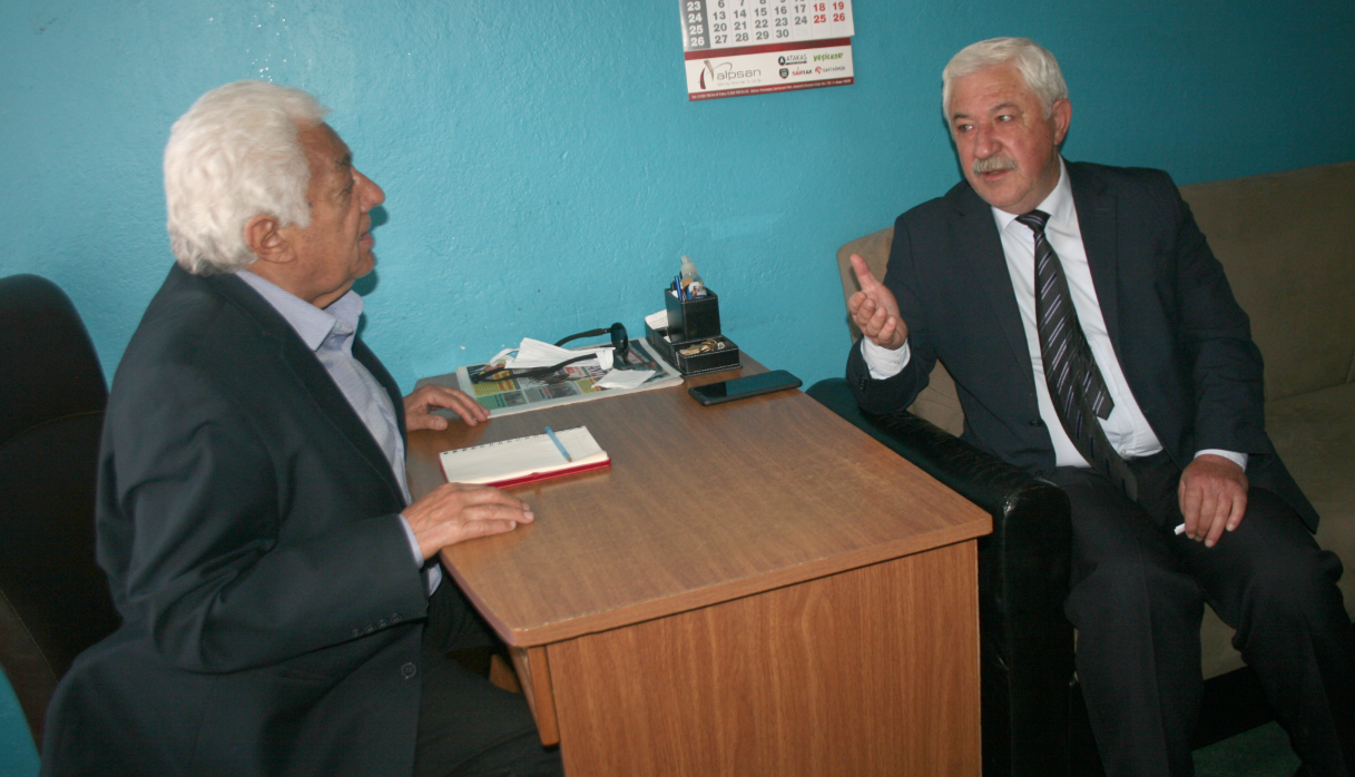 “KOOPERATİF KENDİ ÜYELERİNE VERİR BELEDİYE İSE İHALE İLE HERKESE SATAR”