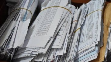 “POSTA KAĞIDI HURDAYA SATILMIŞ”
