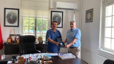 TANER ÜNAL SÜREKLİ BASIN KARTININ 30. YILINI YENİLEDİ