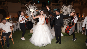 MESUT – GAMZE MUTLULUĞA KANAT AÇTILAR