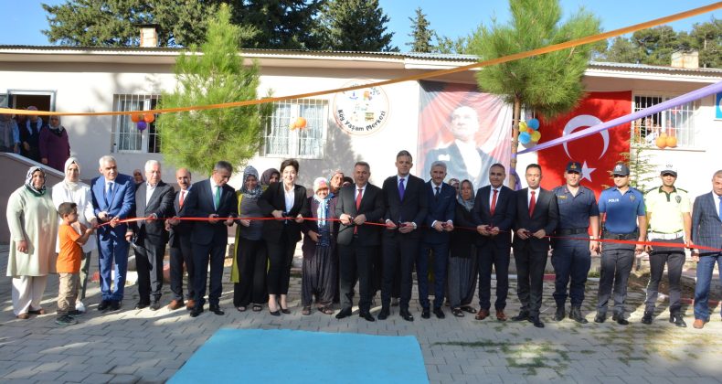 GÖKBEZ OKULUNA VALİ AMCA GELDİ