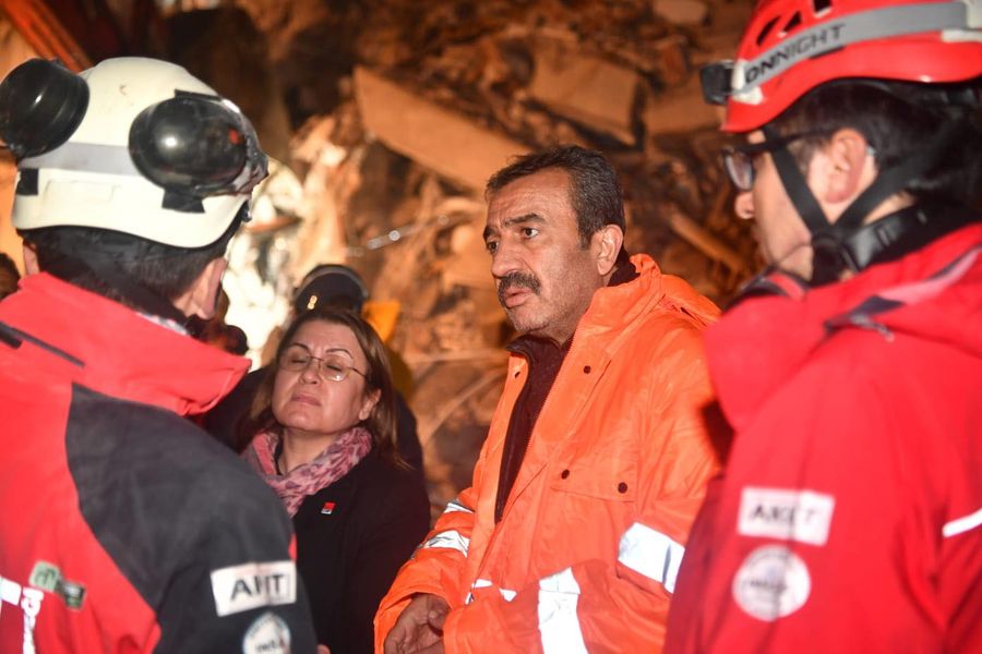 Çetin: “Felaketin üstesinden dayanışma ile geleceğiz”
