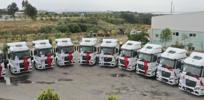 Adana Büyükşehir Belediyesi iş makinesi filosunu güçlendirmeye devam ediyor