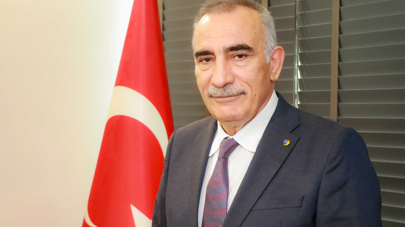 BAYRAM: “YENİ YÜZYILDA ÜLKEMİZİ DÜNYANIN PARLAYAN YILDIZI YAPMALIYIZ”