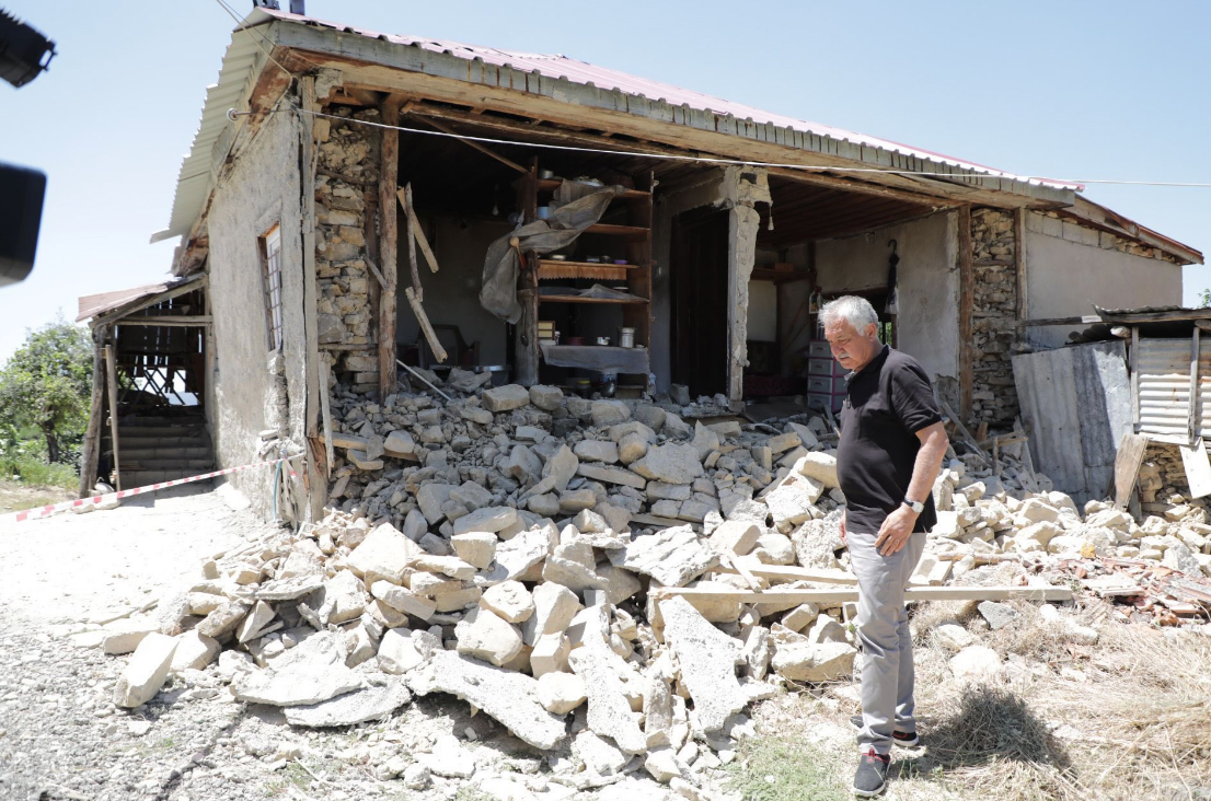 KARALAR DEPREM BÖLGESİNDE İDİ