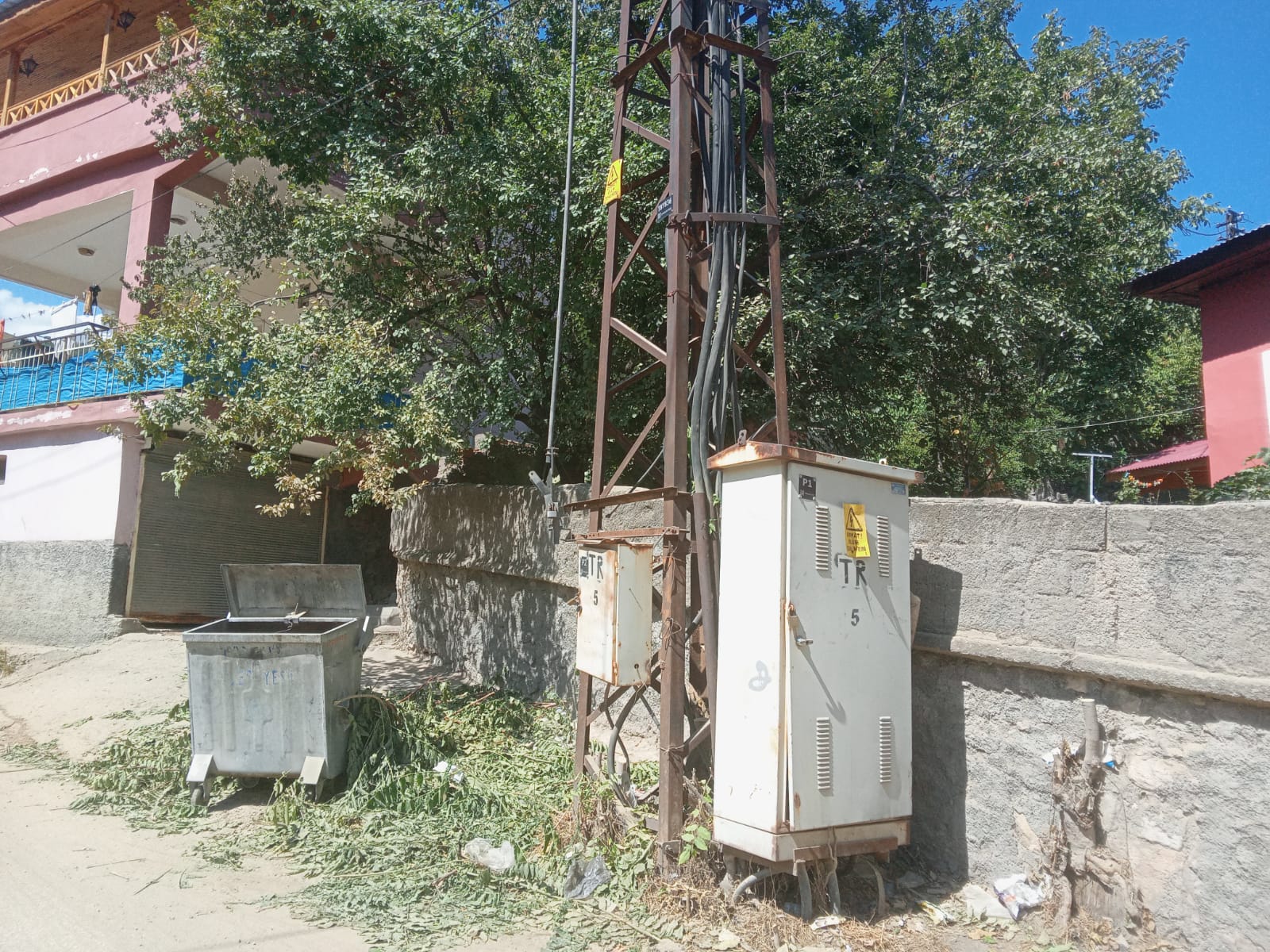 YAZDIK VE KESİLDİ…