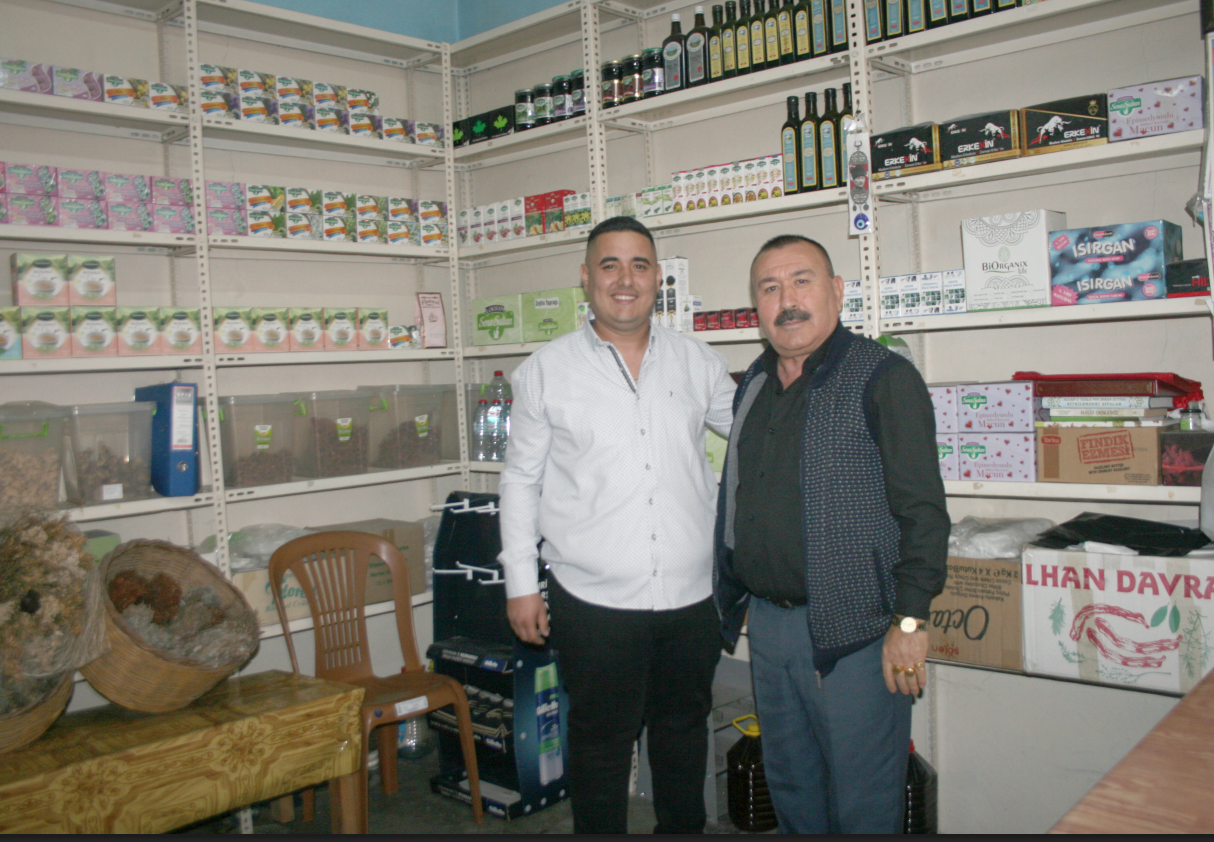 LOKMAN HEKİM TAYYAR SİROZ HASTASI  ÖMER’İ HAYATA DÖNDERDİ.