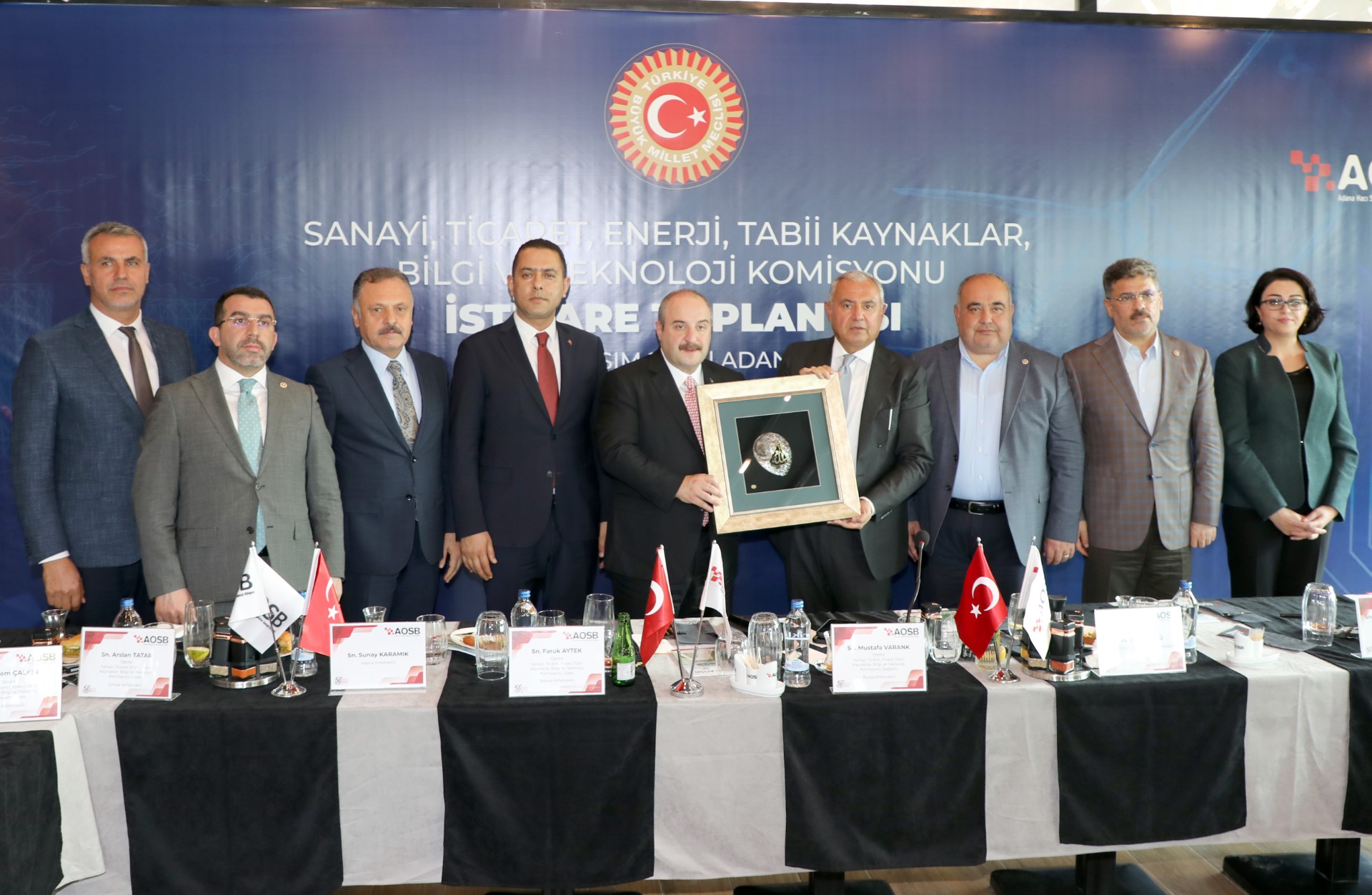 VARANK, AOSB’DE SANAYİCİLERLE BULUŞTU
