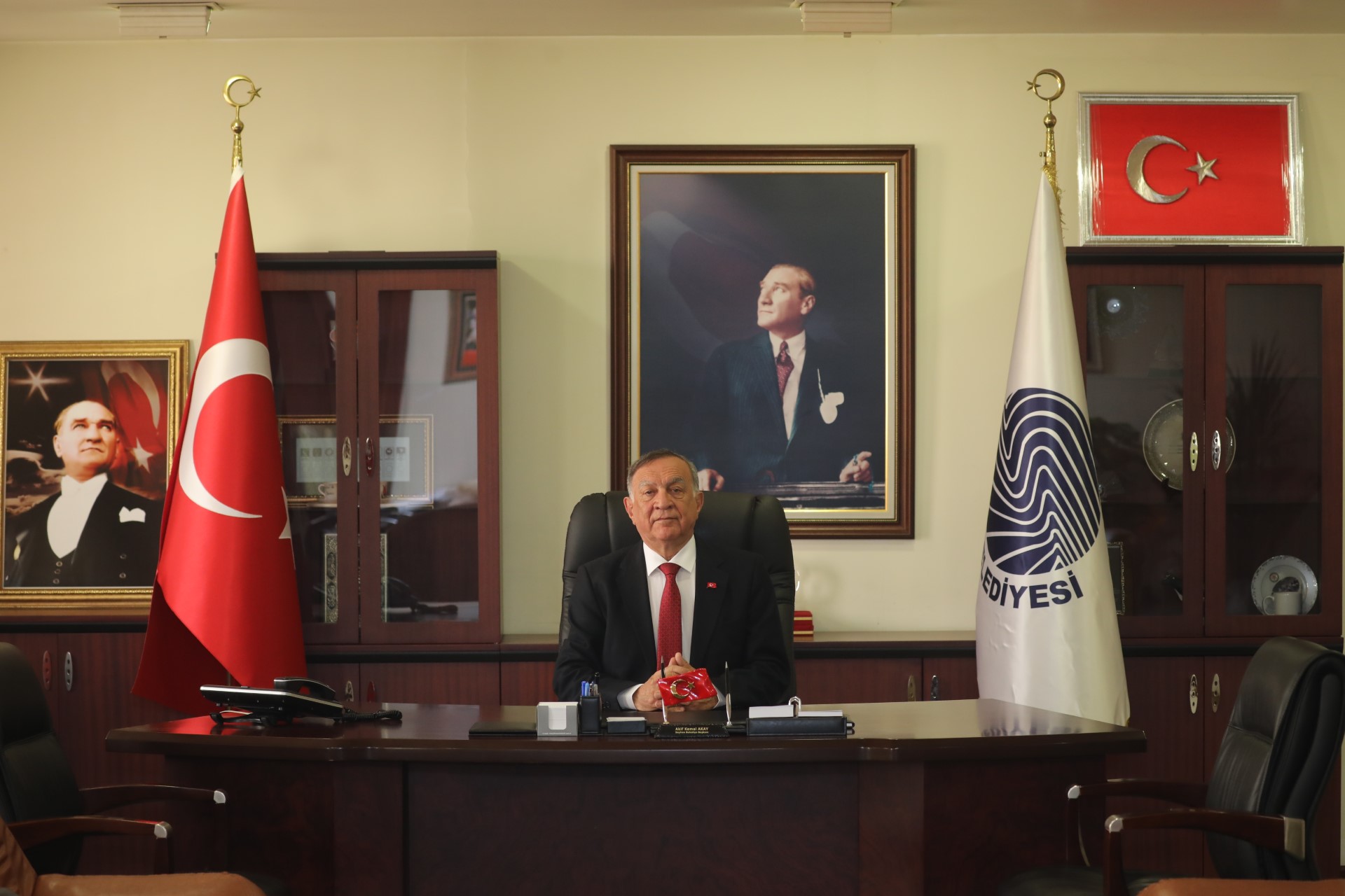 BAŞKAN AKAY: “IŞIĞI YOLUMUZU AYDINLATMAYA DEVAM EDİYOR”