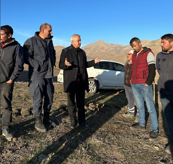 BAŞKAN EROĞLU: “AT SIRTINDA ARI TAŞIMAYA SON”