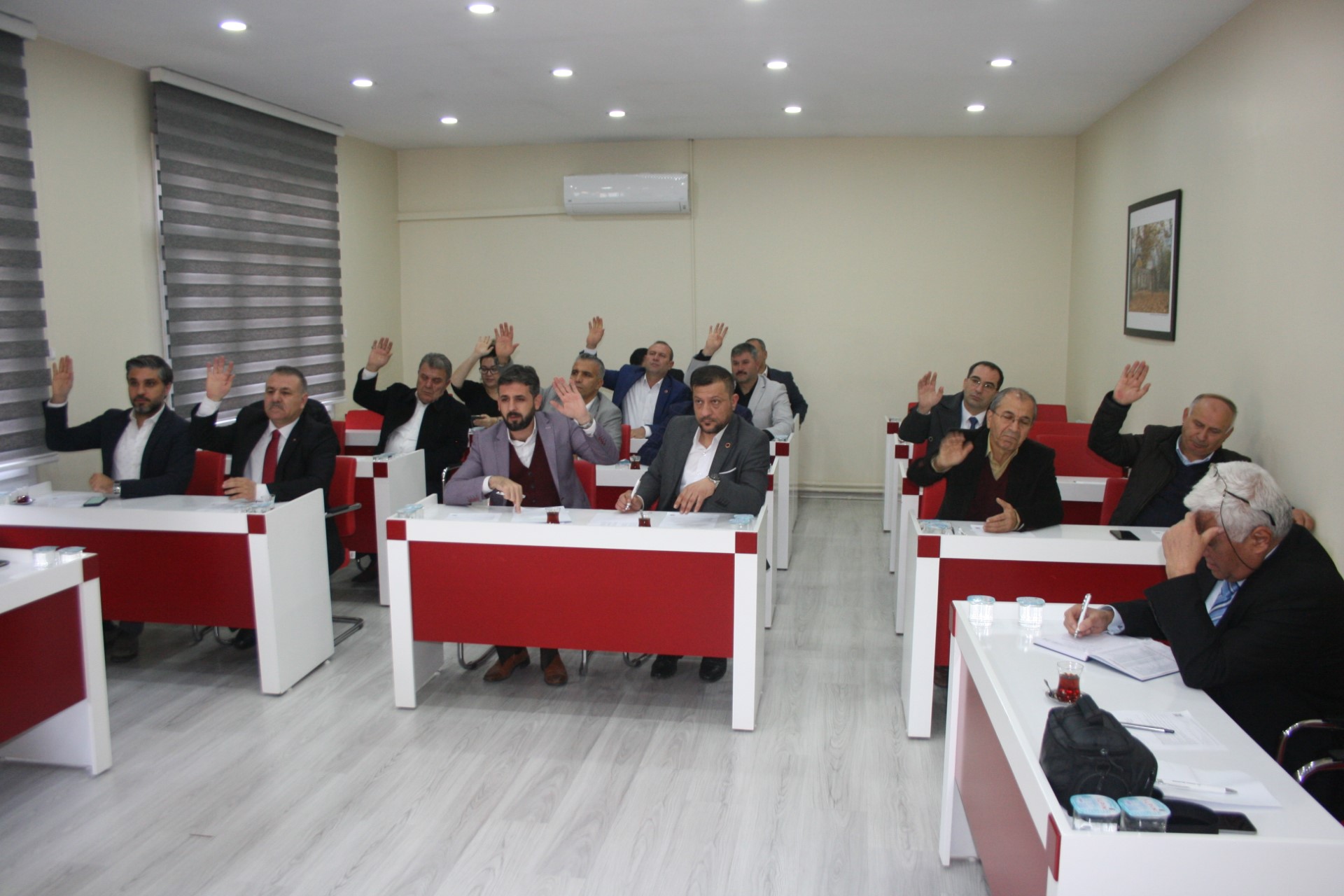 POZANTI BELEDİYESİNİN DÖNEMLERİ VE MECLİS ÜYELERİ