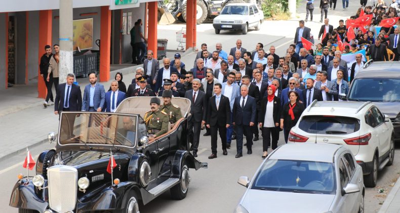 POZANTI’LILAR 25 MAYIS TÖRENLERİ İLE COŞTULAR.