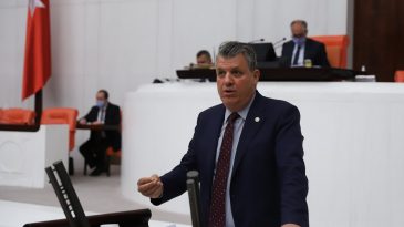 “Basına yönelik engelleme demokrasiye darbedir”