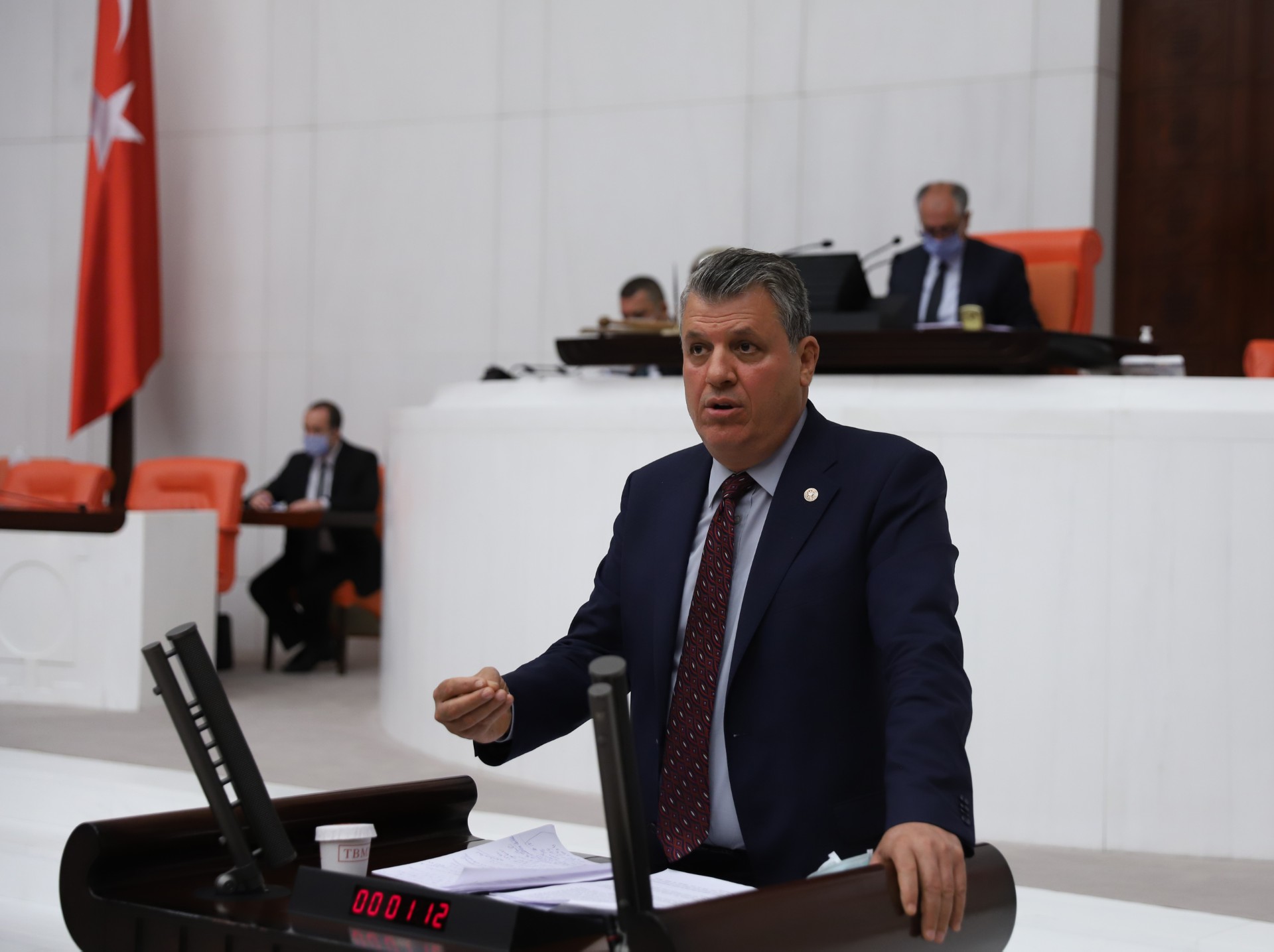 “Basına yönelik engelleme demokrasiye darbedir”