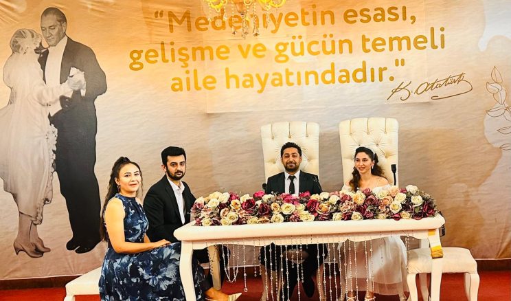 MESLEKTAŞIMIZ MONTÖR OSMAN GÜNAY KIZININ MÜRVETİNİ GÖRDÜ.