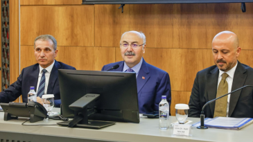 VALİ KÖŞGER’İN BAŞKANLIĞINDA BAĞIMLILIKLA MÜCADELE TOPLANTISI YAPILDI