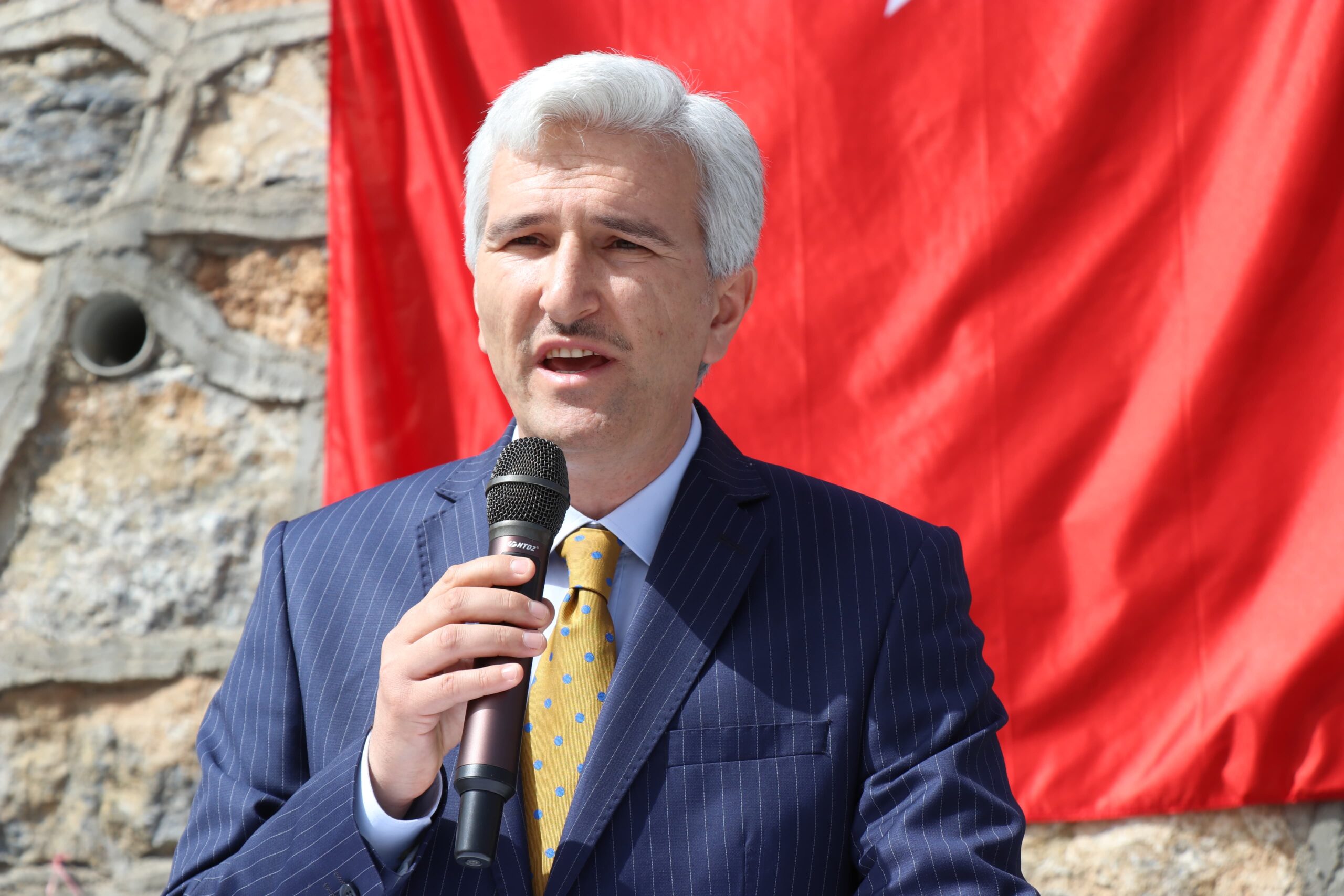 OKUL LOJMANINI ONARTMAYAN MÜDÜR İL MİLLİ EĞİTİM MÜDÜR YARDIMICSI OLDU