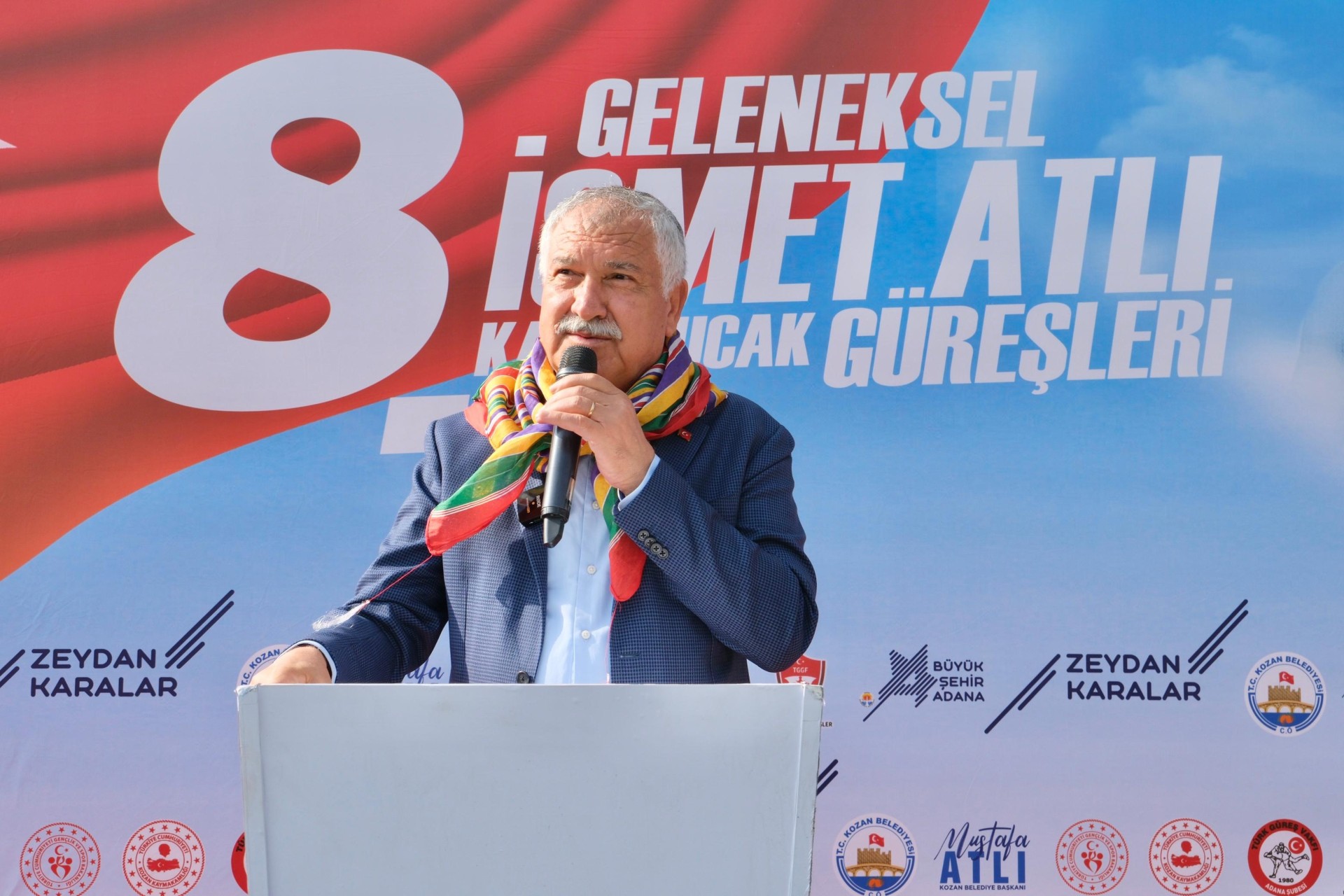 8. Geleneksel İsmet Atlı Karakucak Güreşleri yapıldı