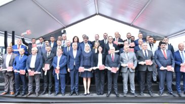 TBB’NİN HİBE ETTİĞİ 40 YENİ HİZMET ARACI BELEDİYELERE TESLİM EDİLDİ.