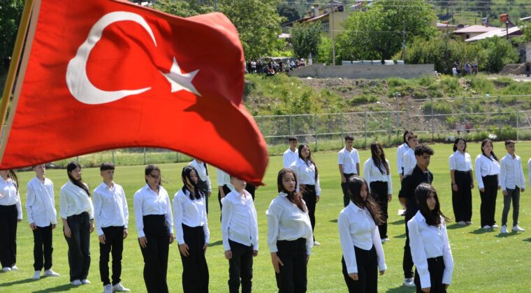 19 MAYIS’IN YILDÖNÜMÜNE GÖKBEZ STADINDA ANLAMLI KUTLAMA