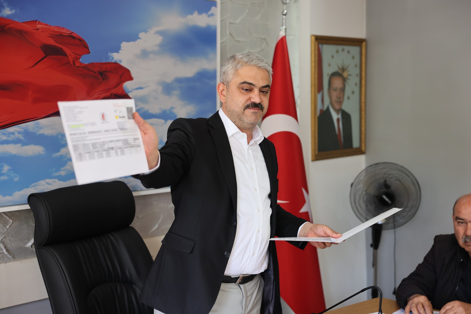 “POZANTI’ILIYI YILLARCA ELEKTRİK ÇARPMIŞ…!”
