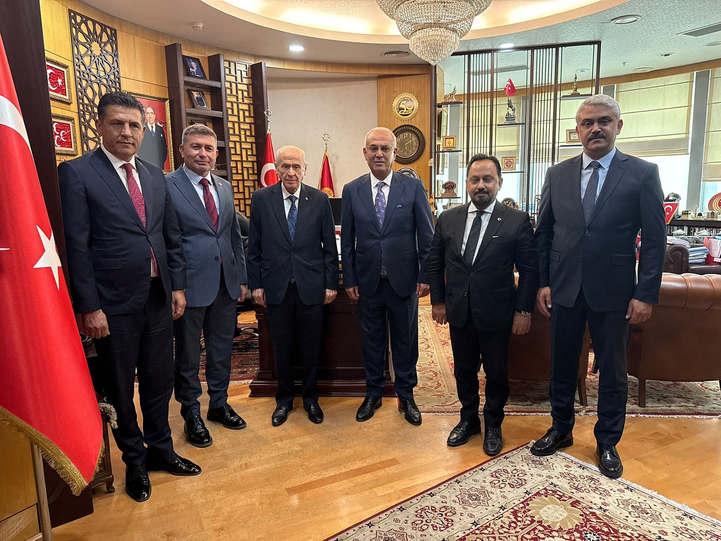 ADANA’LI BAŞKANLAR DEVLET BAHÇELİ’NİN HUZURUNDA