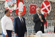 iç sayf başkan ve iki aday