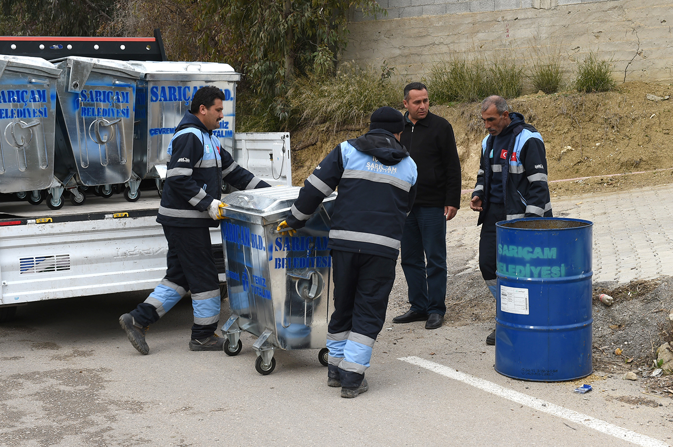 Sarıçam Belediyesinden yeni Konteyner dağıtımı