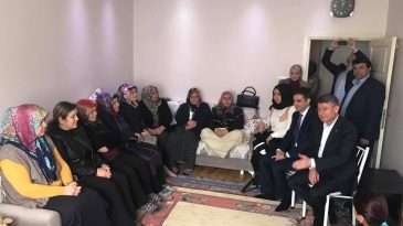 YENİ POZANTI’DA ÇALMADIK KAPI BIRAKMADI.