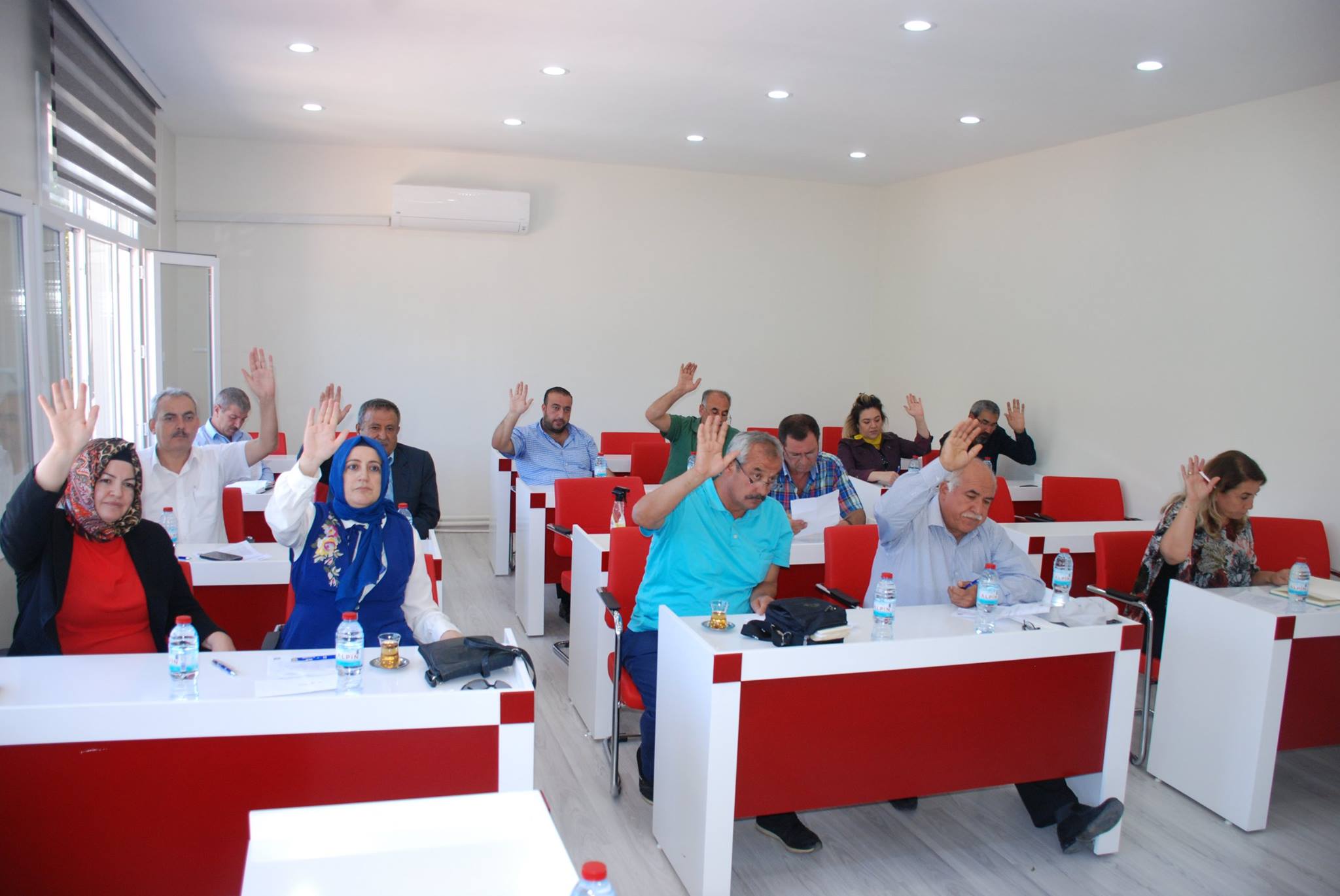 Sakin ve Teşekkürlü Meclis Toplantısı