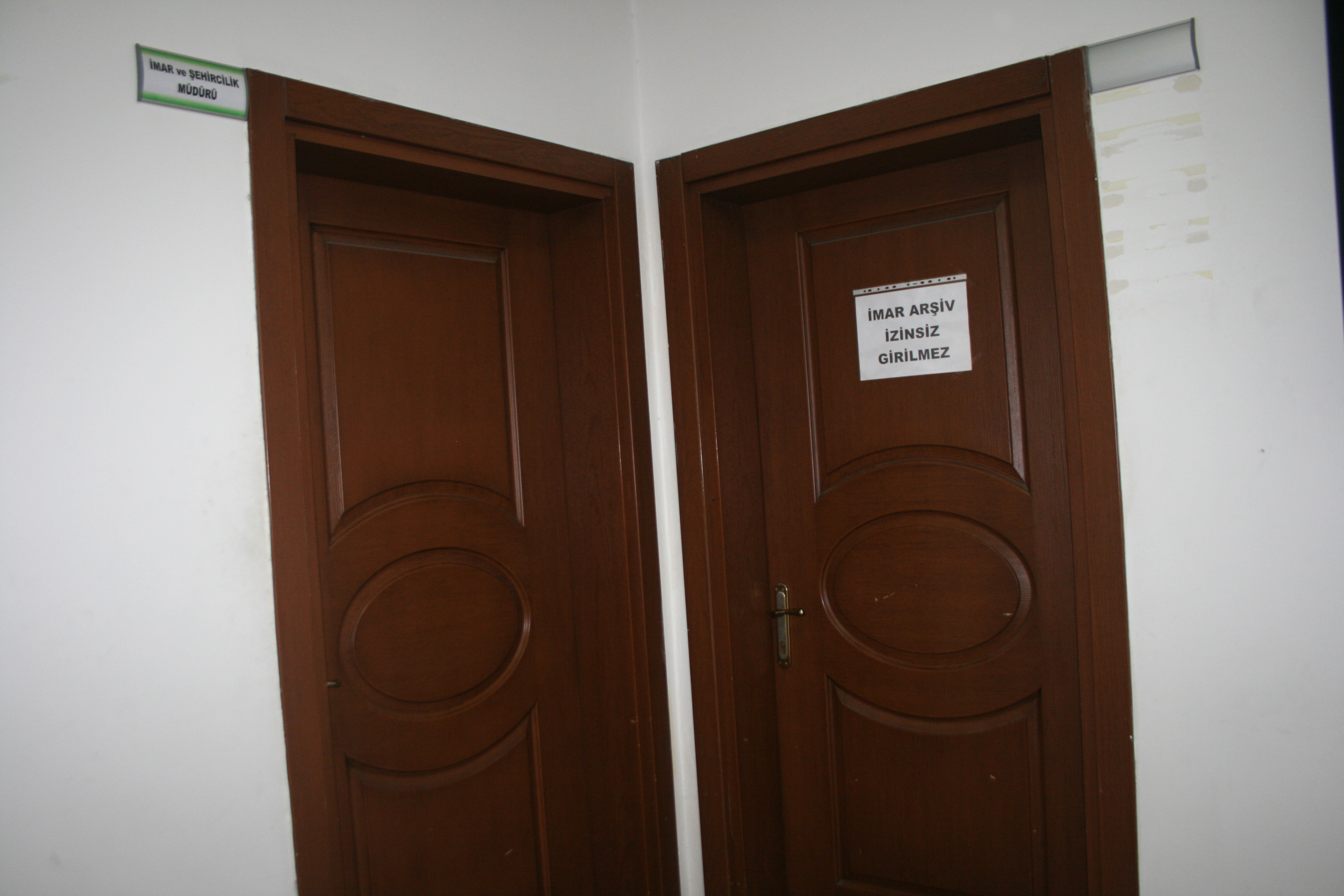 Belediye Arşiv Odası Hazine  Dairesi Gibi Korunaklı