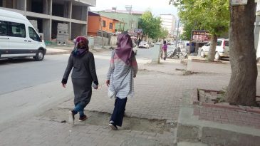 Büyükşehrin Yetkisinde AMA…ALAY YOLU AZAP YOLU OLDU.