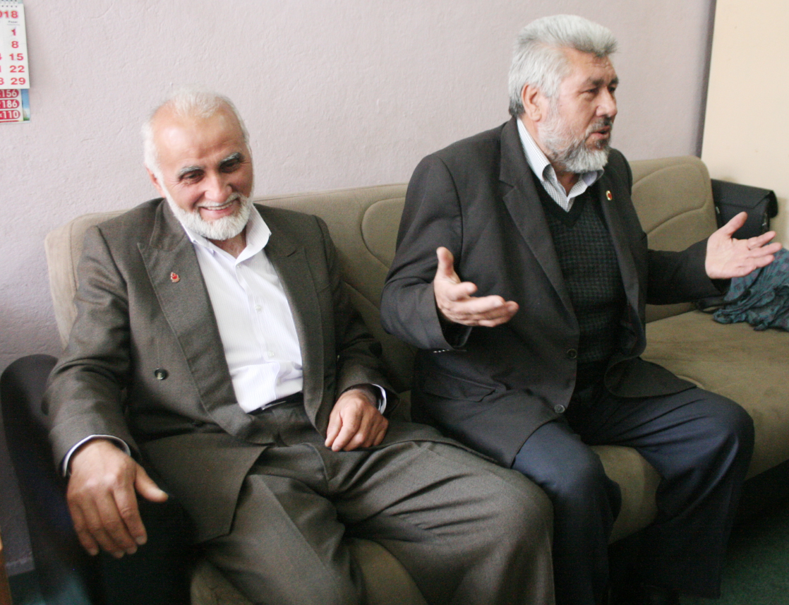 PİNEGÖZ VE AKTAŞ: “KARAR PANİKLEMENİN İFADESİDİR.”