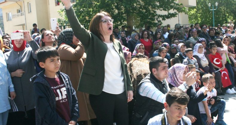 VELİLER BASTIRDI, YETKİLİLER “TAMAM” DEDİ.