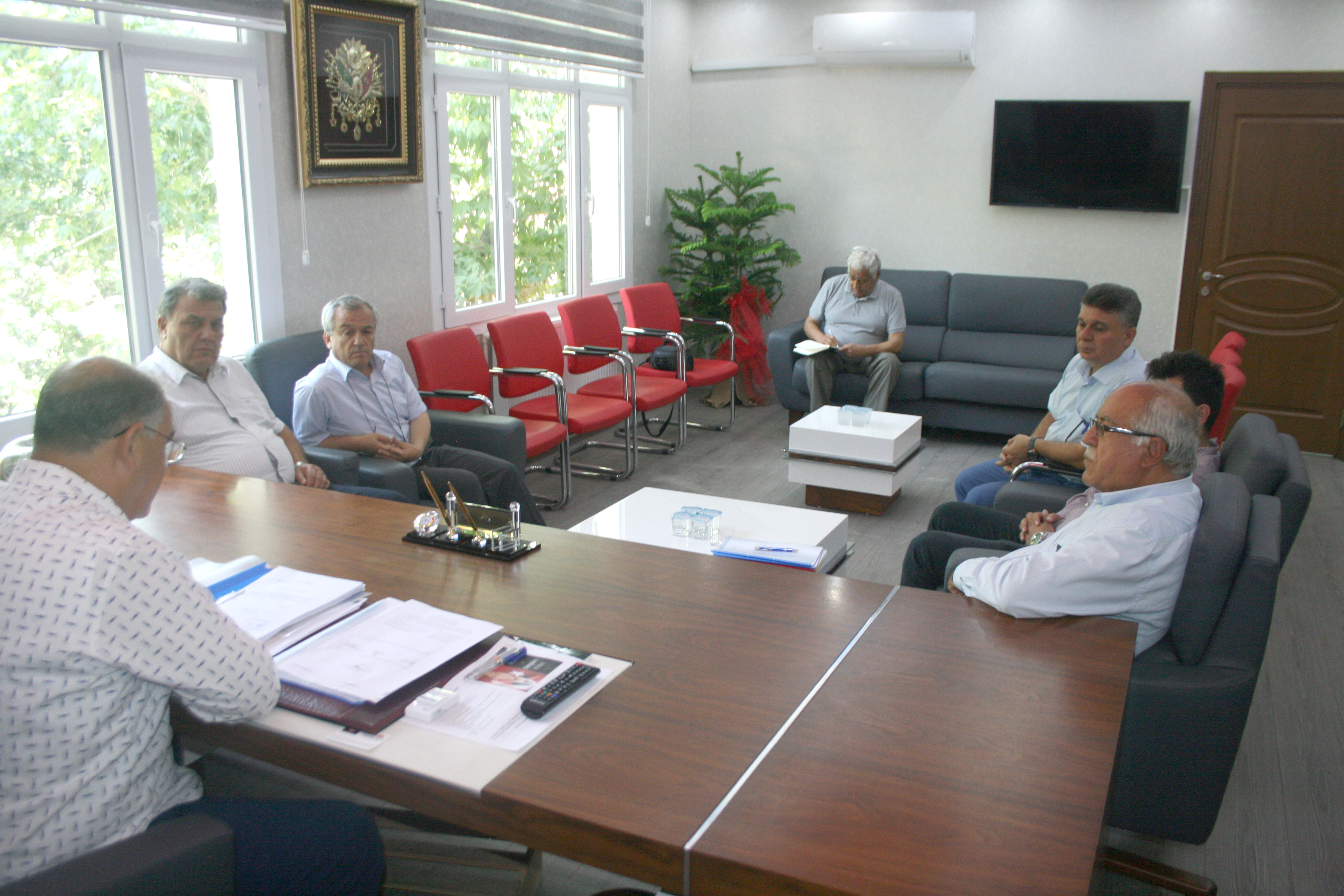 DÜĞÜN SALONU İHALESİNİ İPTAL ETTİRDİK.