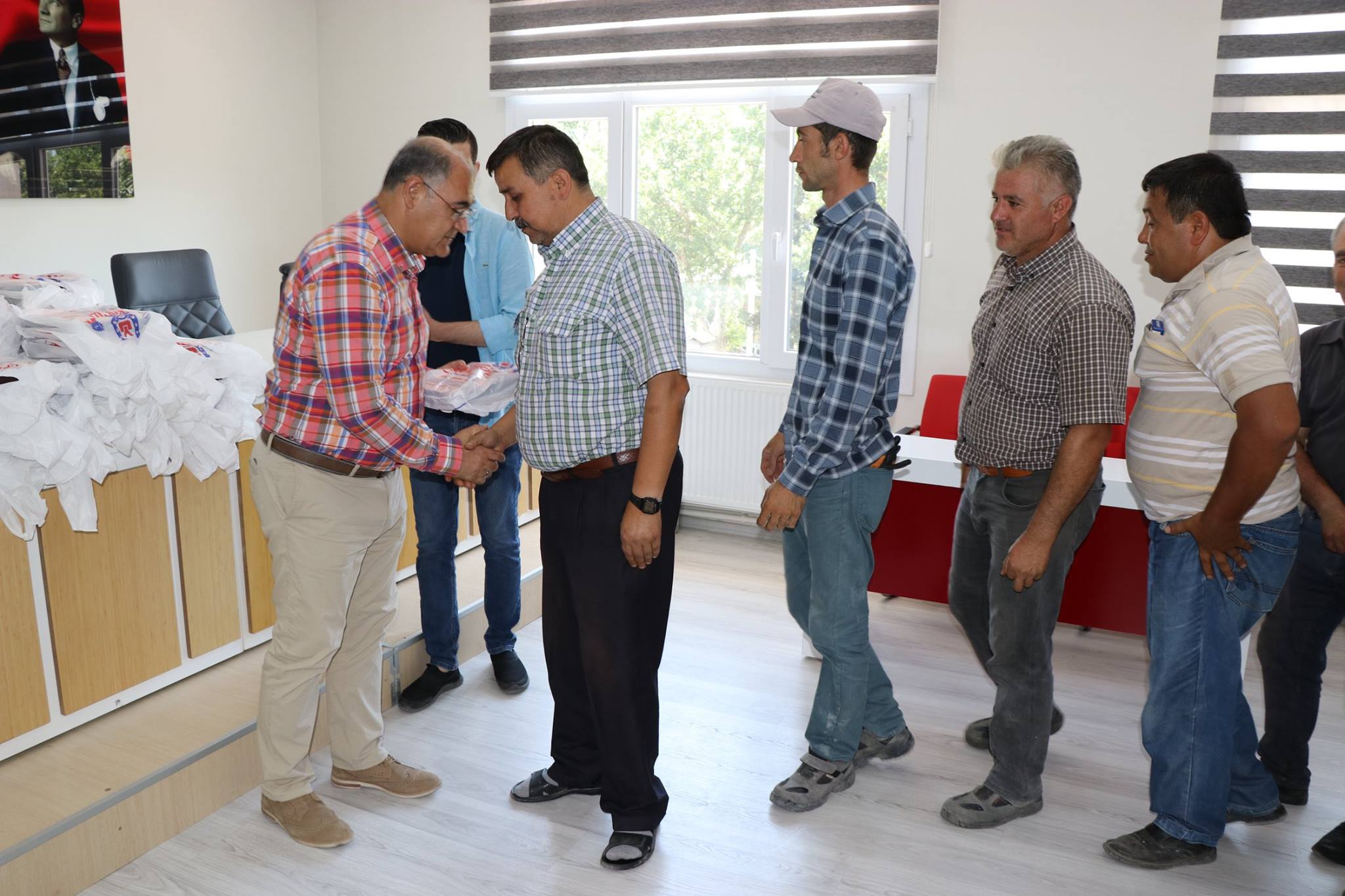 ÇAY’DAN “BAYRAMLAŞMA” HASRETİ